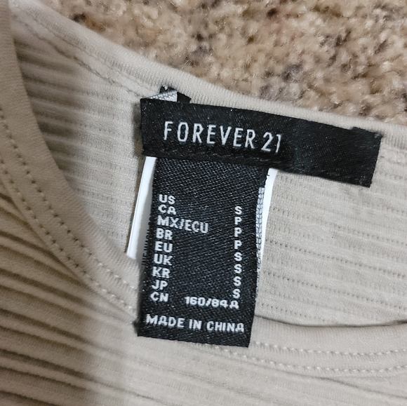 FOREVER 21 Tan Size Small Cropped Lettuce Bottom Top - Picture 2 of 3